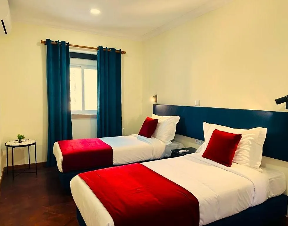 ליסבון Universo Apartamento דירה